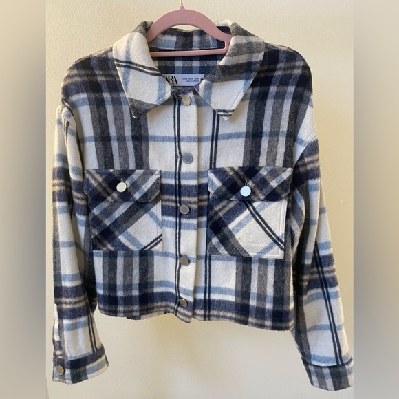 ZARA fuzzy flannel cropped jacket 💙🤍 - Picture 1 of 3